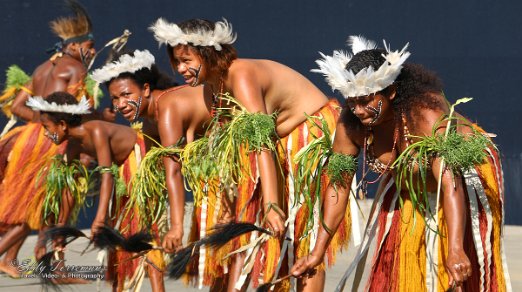 Alotau A remote and still relatively undiscovered destination, Papua New Guinea is one of the few places left in the world where you can truly go off the beaten track....